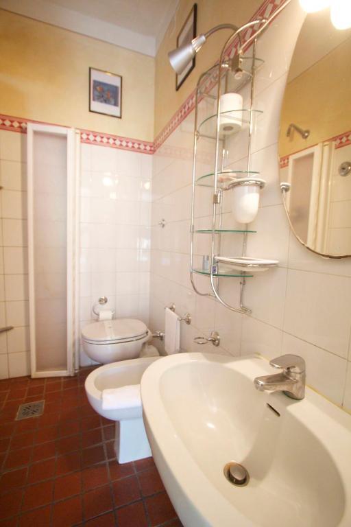 Hotel La Bussola Da Gino Quarrata Habitación foto